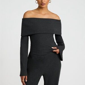 Off-Shoulder Ribbed Top